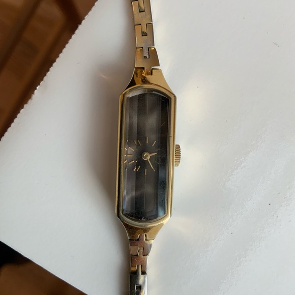 Vintage | Accessories | Vintage Seiko Slim Mechanical Gold Watch 52366g |  Poshmark